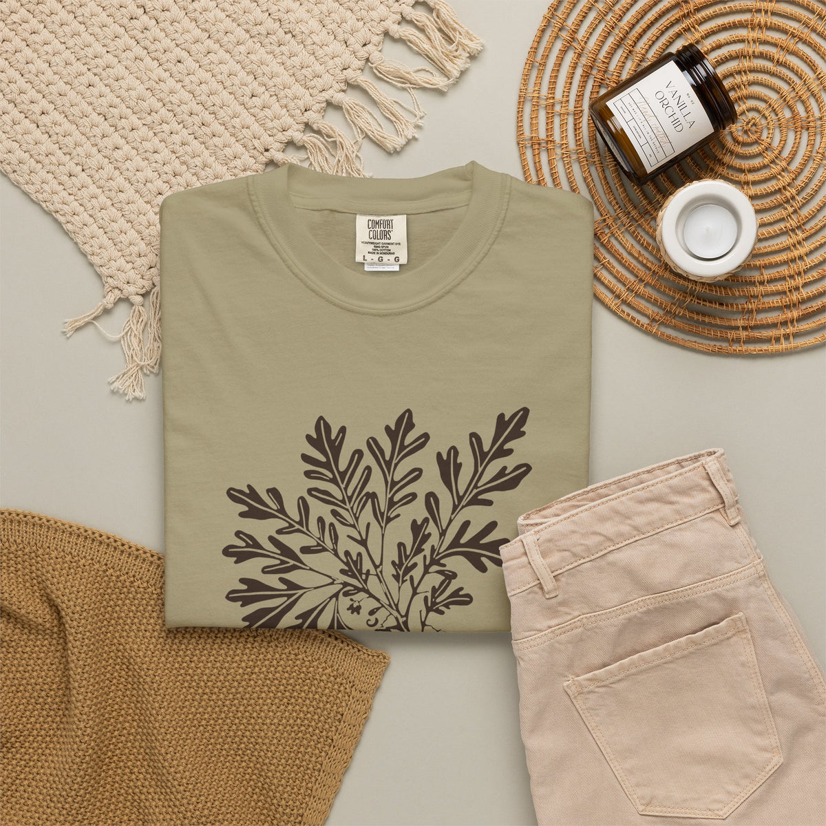 Nature Lover Shirt - Oak and Acorn Tee