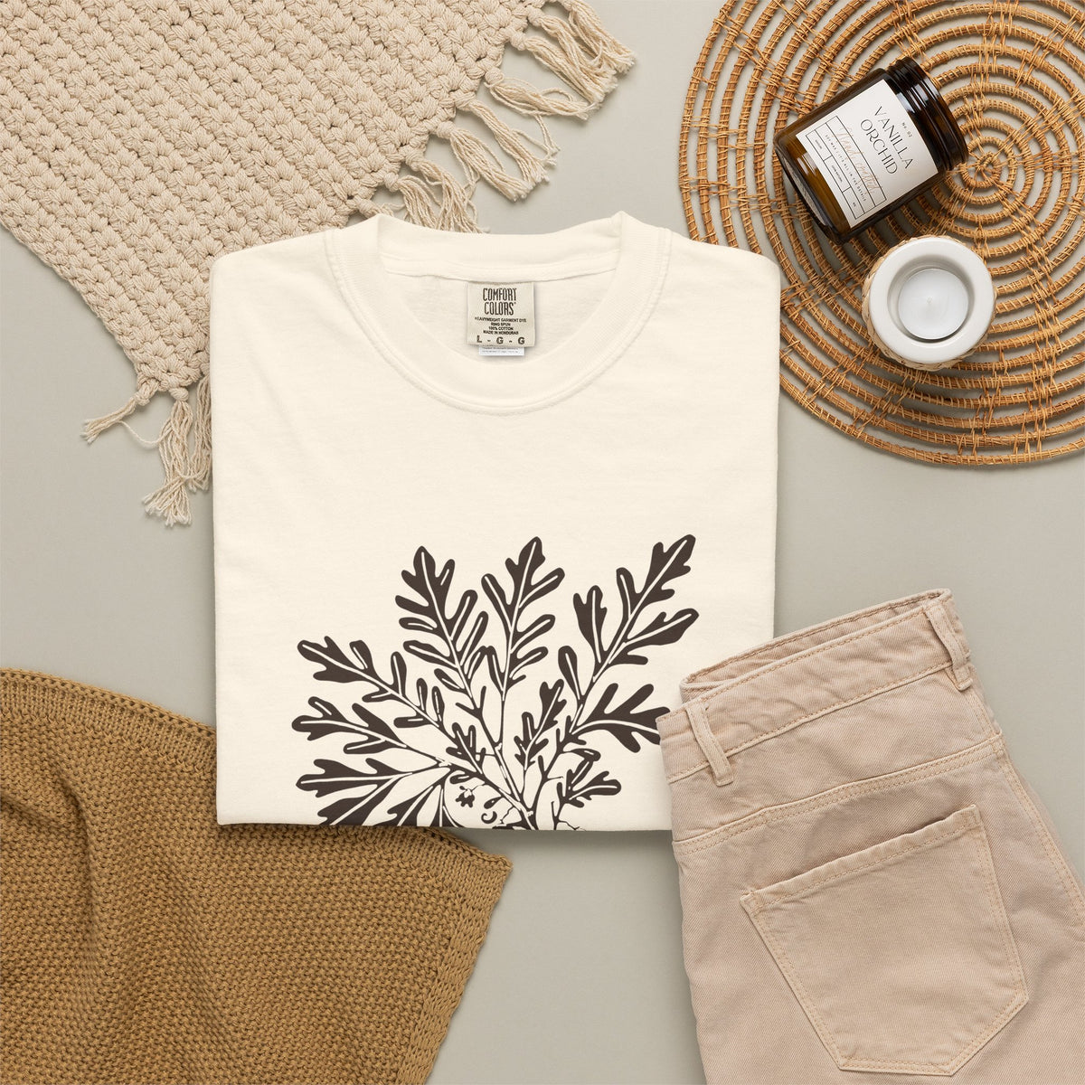 Nature Lover Shirt - Oak and Acorn Tee