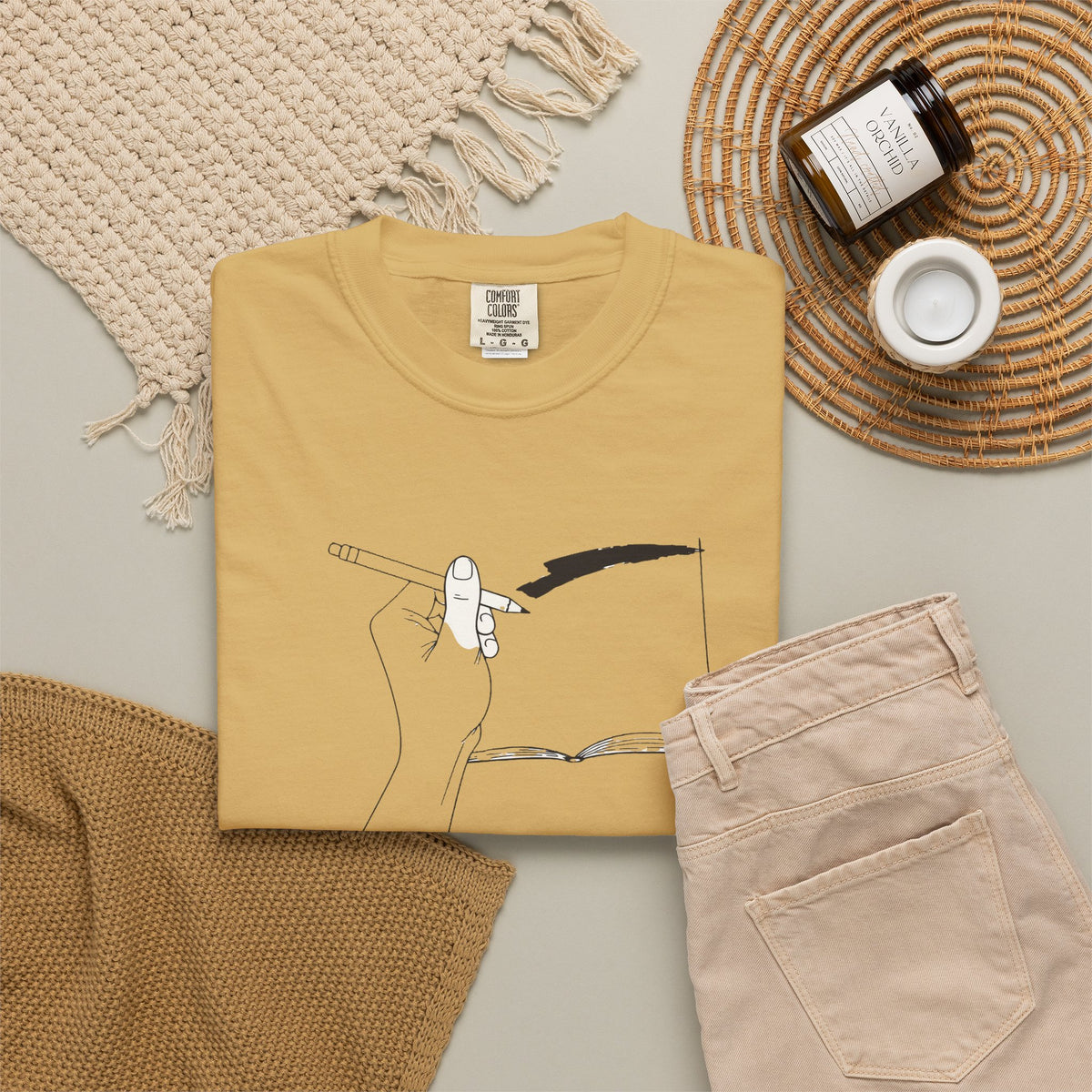 Left Handed Gift Shirt - I Smudge Everything I Write It's a Gift