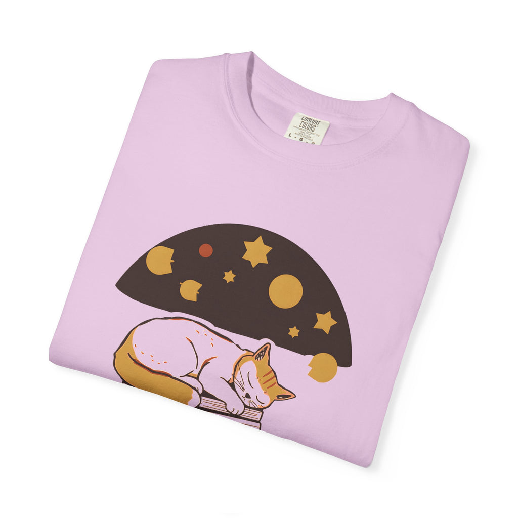 Lunch Break Read tee in Orchid, folded — close view of the sleeping cat and books print