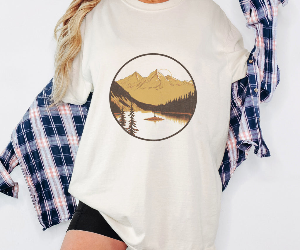 Funny First Light Shirt - Nature Lover Winter Gift Tee - photo 1