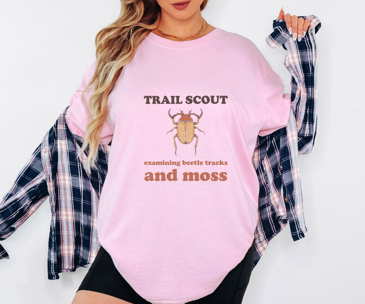 Nature Lover Shirt - Trail Scout Examining Beetle Tracks and Moss Tee - photo 5
