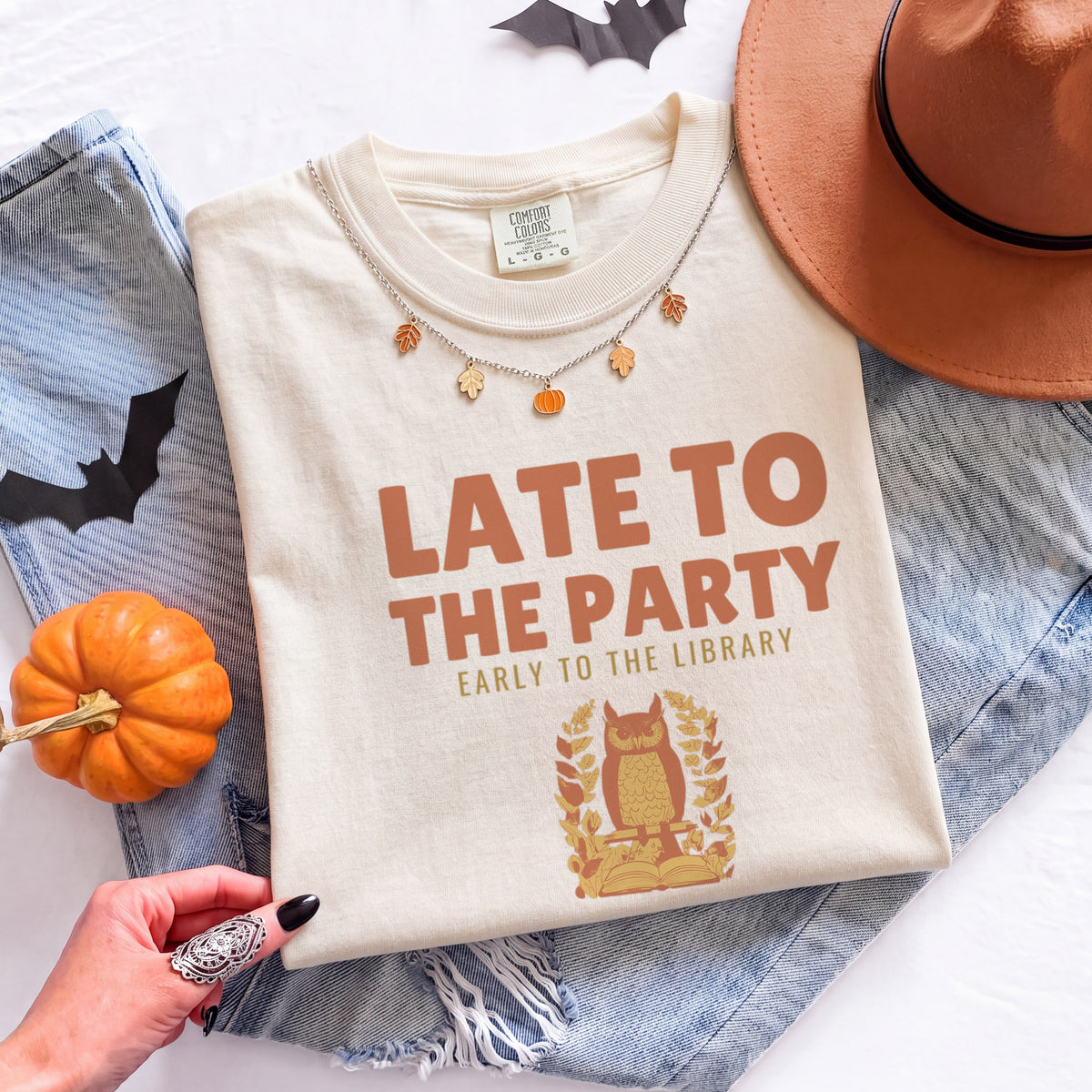 Book Lover Shirt - Late to the Party Early to the Library Tee - photo 4